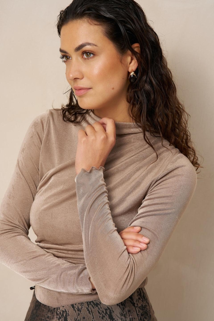 Lofty Manner Top Jimmie draped taupe