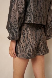 Lofty Manner Short Suzie jacq taupe