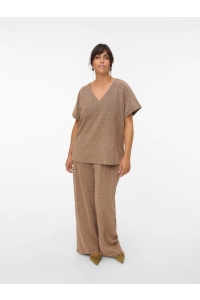 Vero Moda curve VMCHOXANNE S/S V-NECK TOP JRS BTQ C: gold colour/tigers eye lurex