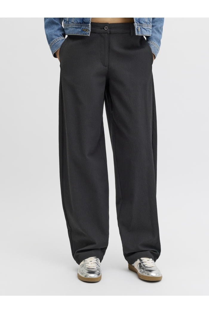 Jack and Jones JXCHLOE LIZZA BARREL MW PANTS PNT black