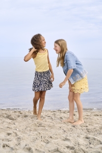 ONLY KOGZALINA LIFE AOP SKORTS PTM navy blazer/daisy