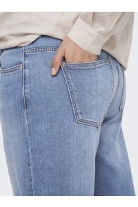 Carmakoma CARSONNY HW WIDE DNM SHORTS NAS843 : light blue denim