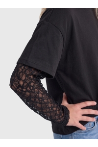 ONLY KOGLIA L/S LACE SLEEVE TEE JRS black/black lace skirt