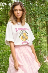 ONLY ONLMINNA S/S PRINT TOP BOX JRS cloud dancer/lemon