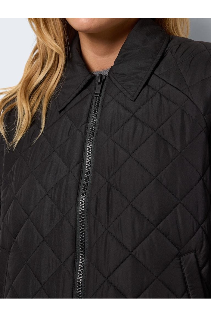 Noisy May NMGILLY QUILTED JACKET FWD DD black/w/o nm logo