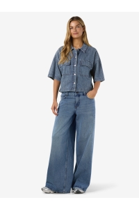 Noisy May NMENZA S/S REG CROP SHIRT MG004MB N: medium blue denim