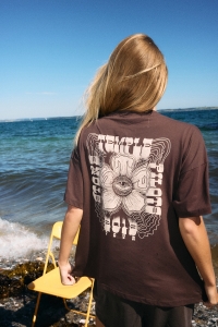 Noisy May NMIDA S/S O-NECK STP T-SHIRT JRS chocolate brown