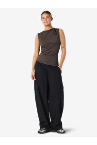 Noisy May NMVIKKA TOP S/L GATHERING TOP JRS chocolate brown