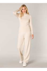 Base Level Yuen Colletje light beige