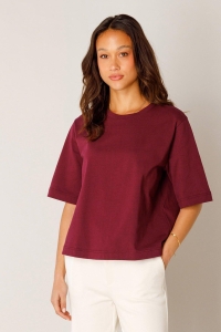 Base Level Noa wine red